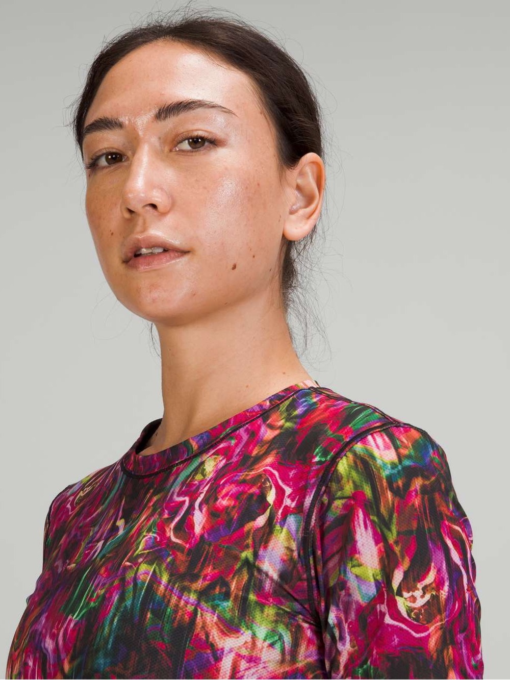 Lululemon /// Women’s High Neck Running and Training T-Shirt - Hyper Flow Multi - Picture 4 of 11